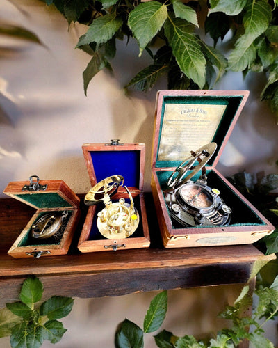 Cutie din lemn pentru busolă compactă "Maritime" - posibilitate de personalizare cu gravură