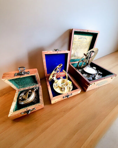 Cutie din lemn pentru busolă compactă "Maritime" - posibilitate de personalizare cu gravură