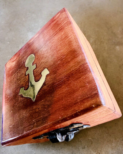 Cutie din lemn pentru busolă compactă "Maritime" - posibilitate de personalizare cu gravură