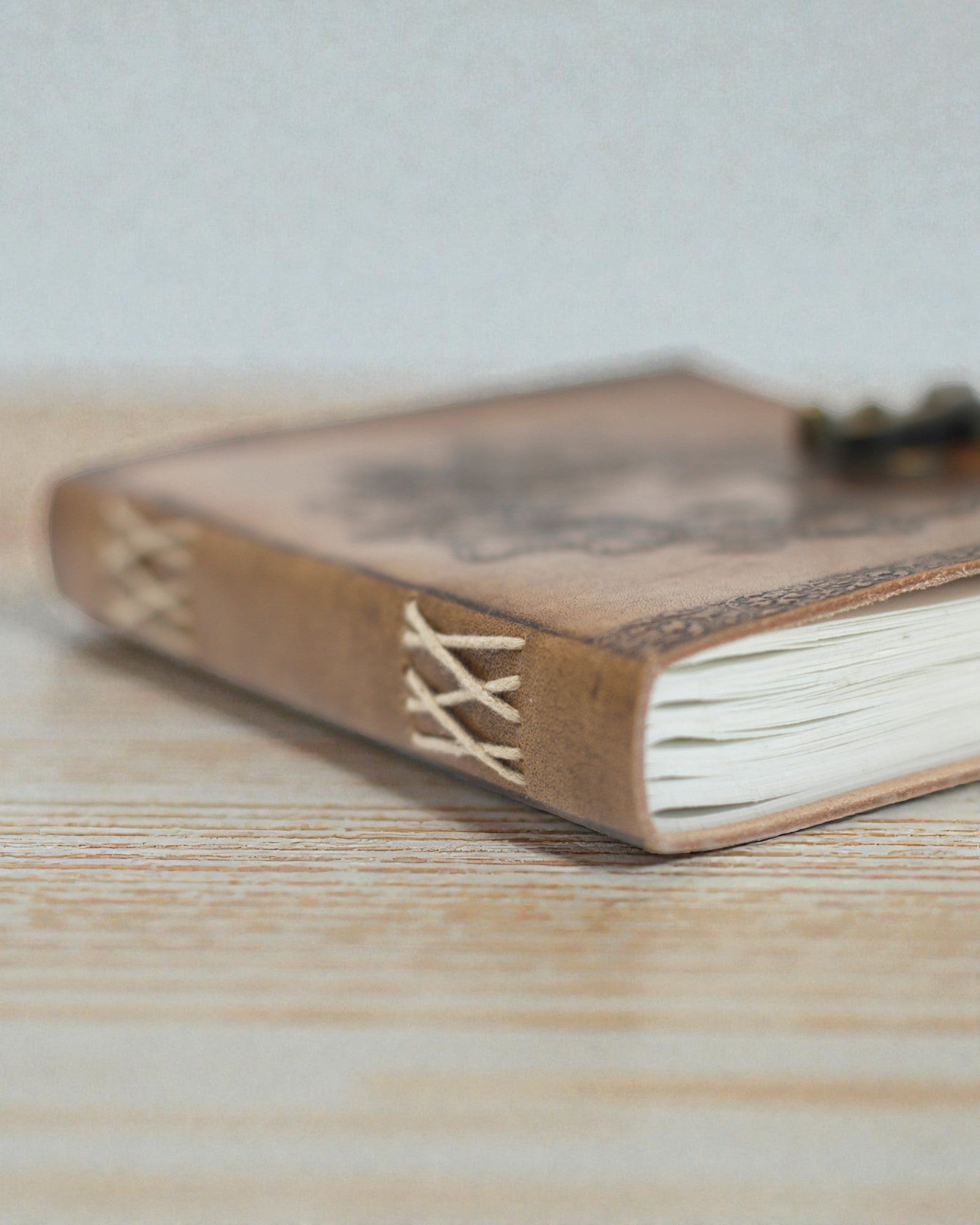 Sylva Spirit – Caiet de notițe din piele Greenman cu închizătoare metalică