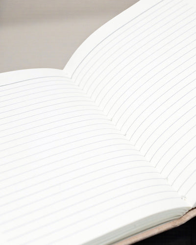 Caiet din piele cu piatră pentru chakră (22.5x15cm)