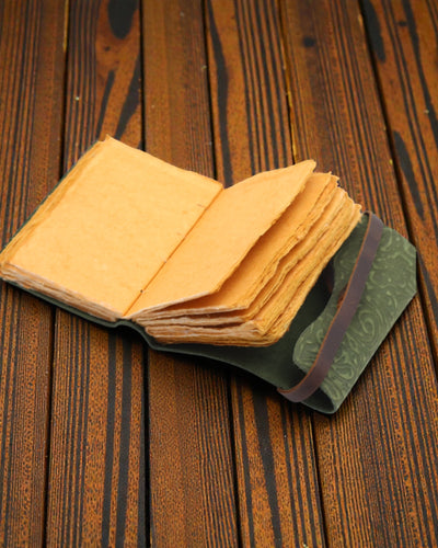 Green Maze de epocă – carnet din piele cu file cu aspect învechit 12,7 × 8,9 cm