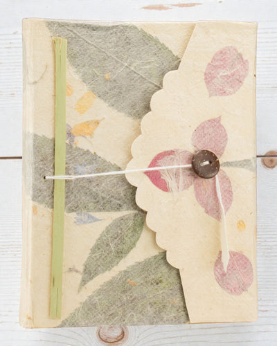 Caiet de note mediu Lokta Bugenwilla (15 x 12 cm) – 45 de file