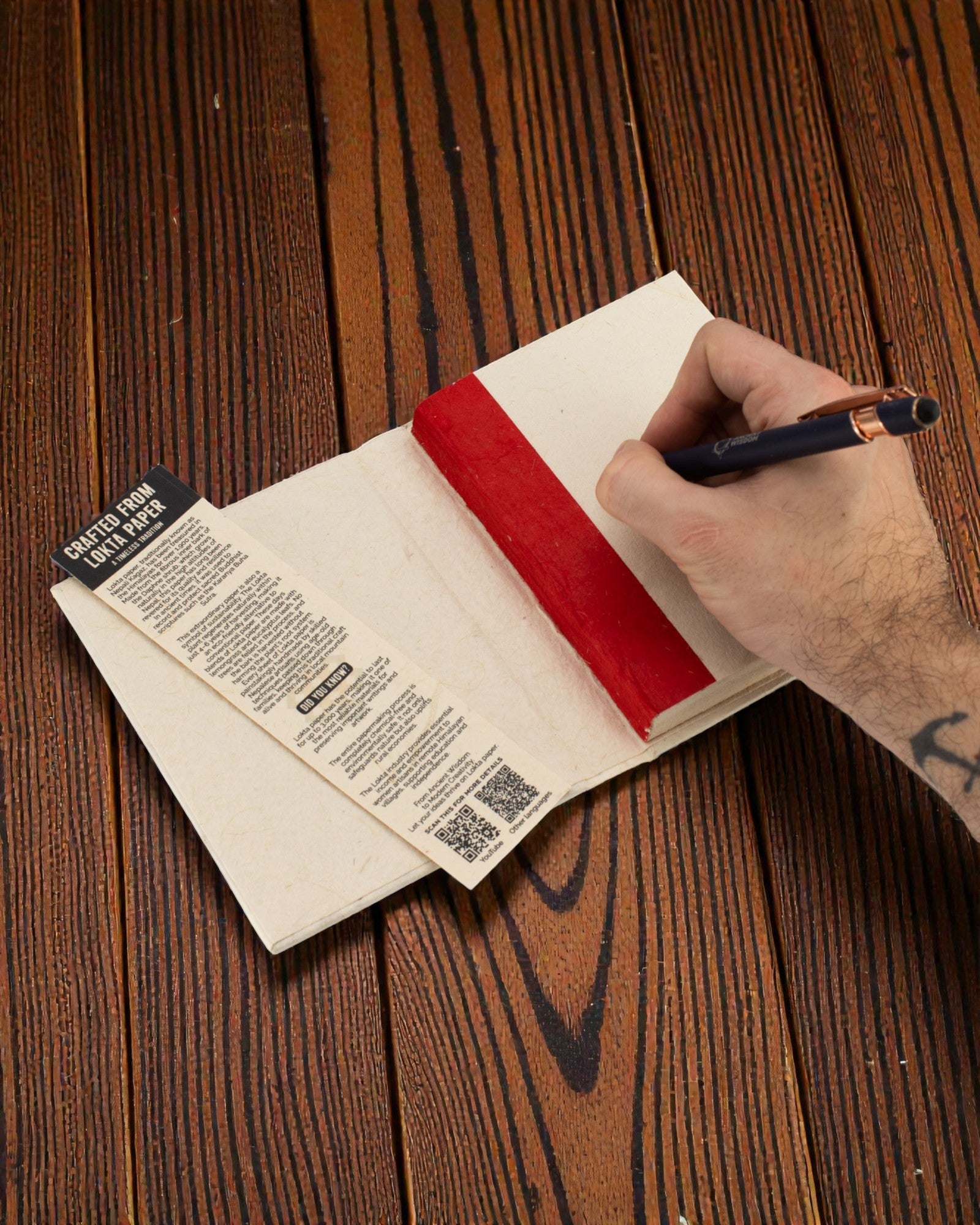 Colour Tiles Harmony – średni notatnik Lokta z motywem mini kafelków 15 × 12 cm, 45 kartek