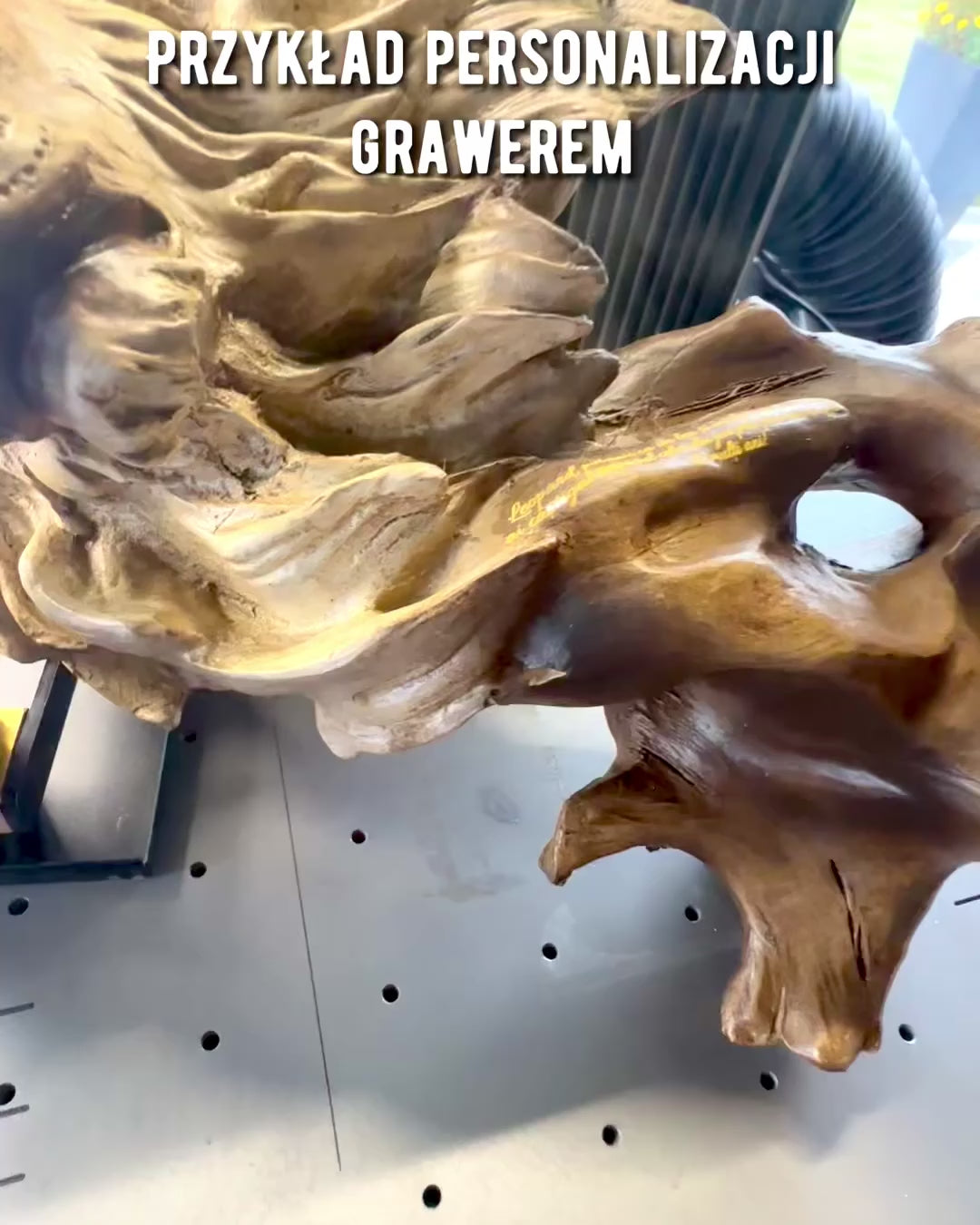 "Wilczy Duch" – Figurină Decorativă cu posibilitate de personalizare prin gravură, pentru cadou