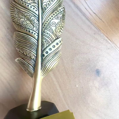Pană decorativă aurie, 30,7 cm, cu posibilitate de gravare