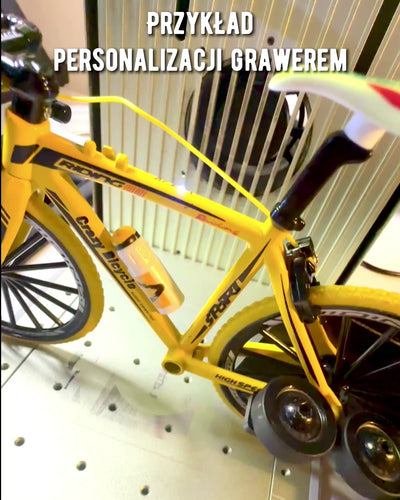 Model Miniatural Metalic Bicicletă Roșie "SpeedMaster" personalizare cu gravură pentru cadou, 2 variante de culori