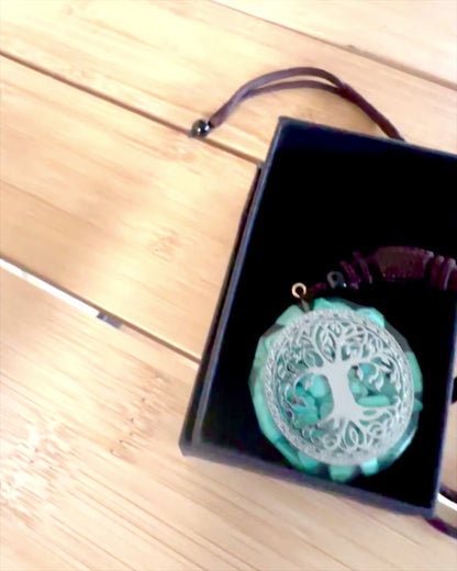 Amulet „Drzewo Życia” cu turcoaz – Puterea ta personală, colier cadou, personalizare cu gravură