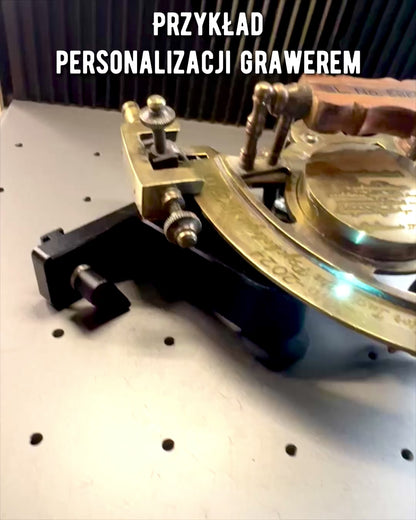 Sekstant Premium cu Compas Antic - posibilitate de personalizare cu gravură
