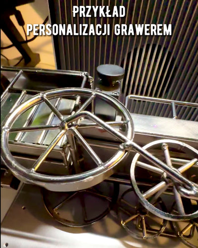Locomotivă din fier „Retro Express” – decorațiune, model, realizată manual cu posibilitatea de gravare pentru cadou