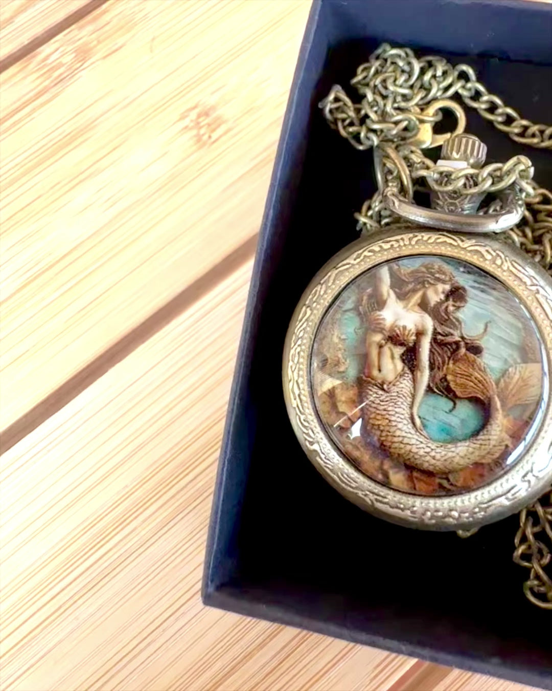 Ceas de buzunar „Syrena Tajemnic”, posibilitate de personalizare cu gravură pentru cadou