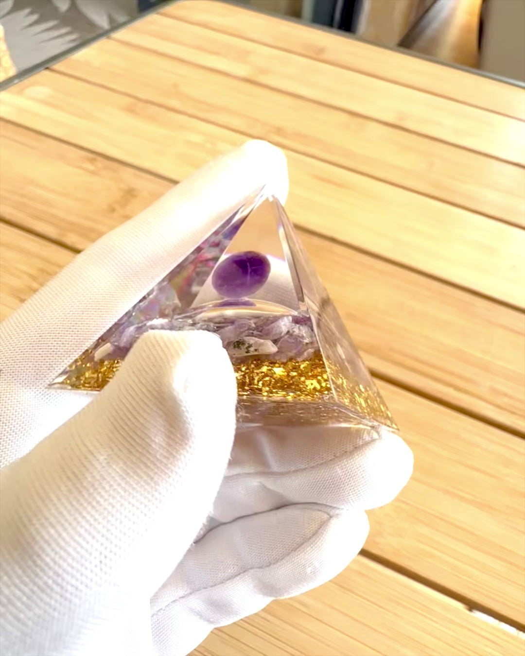 Piramida Energetică "Amethyst Star" orgonitică cu cristale de ametist