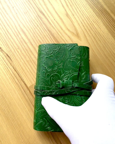 Notatnik Premium din Piele „Eleganța Naturii” - 200 de pagini, 120g, caiet, caiet de schițe, 2 culori la alegere, personalizare cu gravură