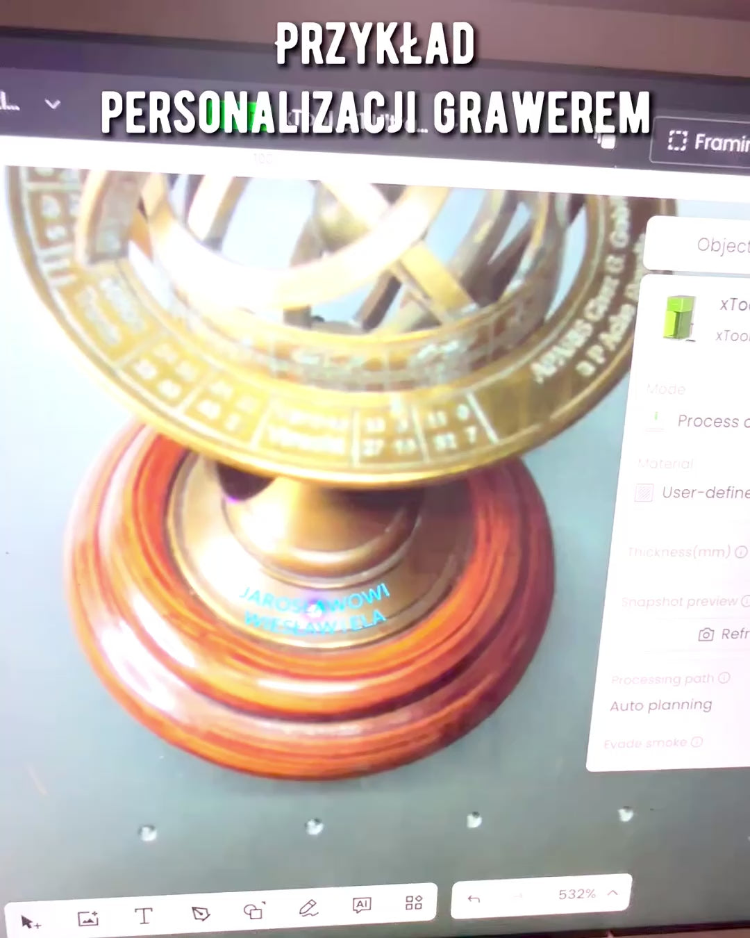 Astrolab decorativ din alamă pe bază din lemn, cu posibilitate de personalizare prin gravură