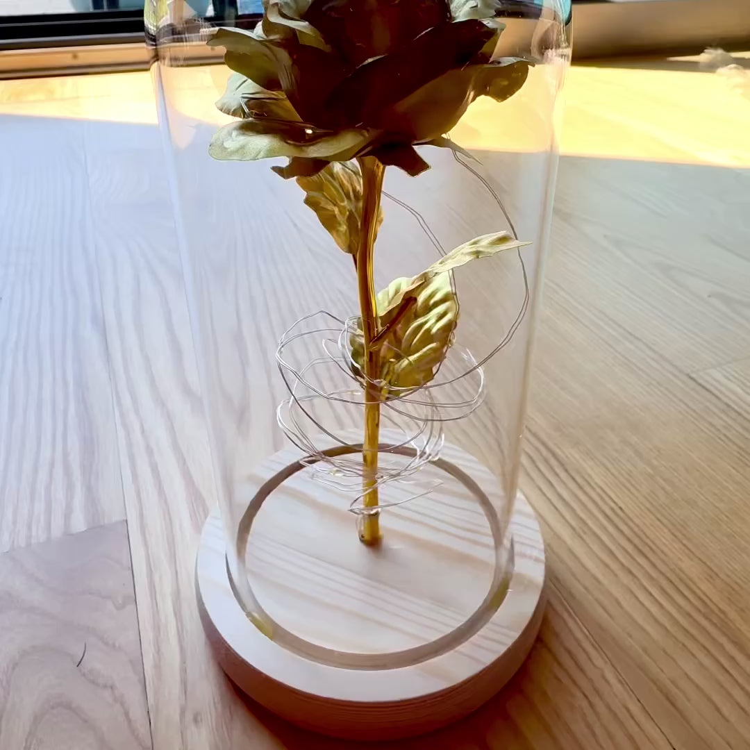 Lampă de veghe LED Trandafir, cu posibilitate de personalizare prin gravură, cadou romantic, înălțime 21,5 cm, lumină delicată, decorațiune ideală pentru dormitor
