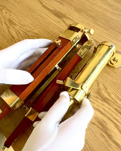 Lunetă Celestial pe suport de lemn 41 cm, posibilitate de personalizare cu gravură cadou