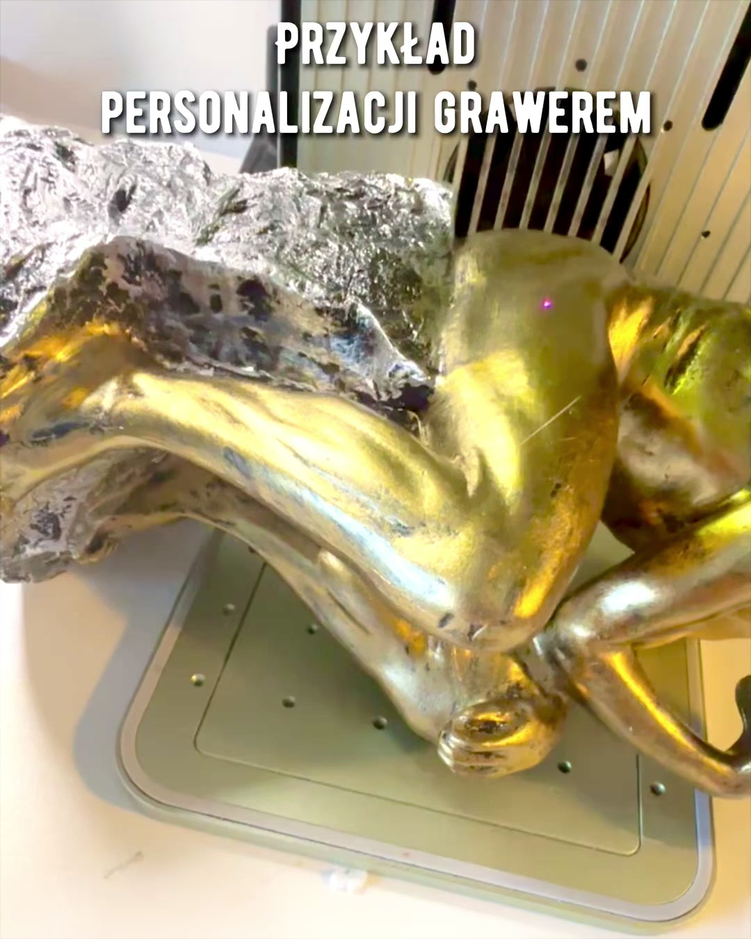 Gânditorul de Aur - Figurină din rășină, personalizare cu gravură