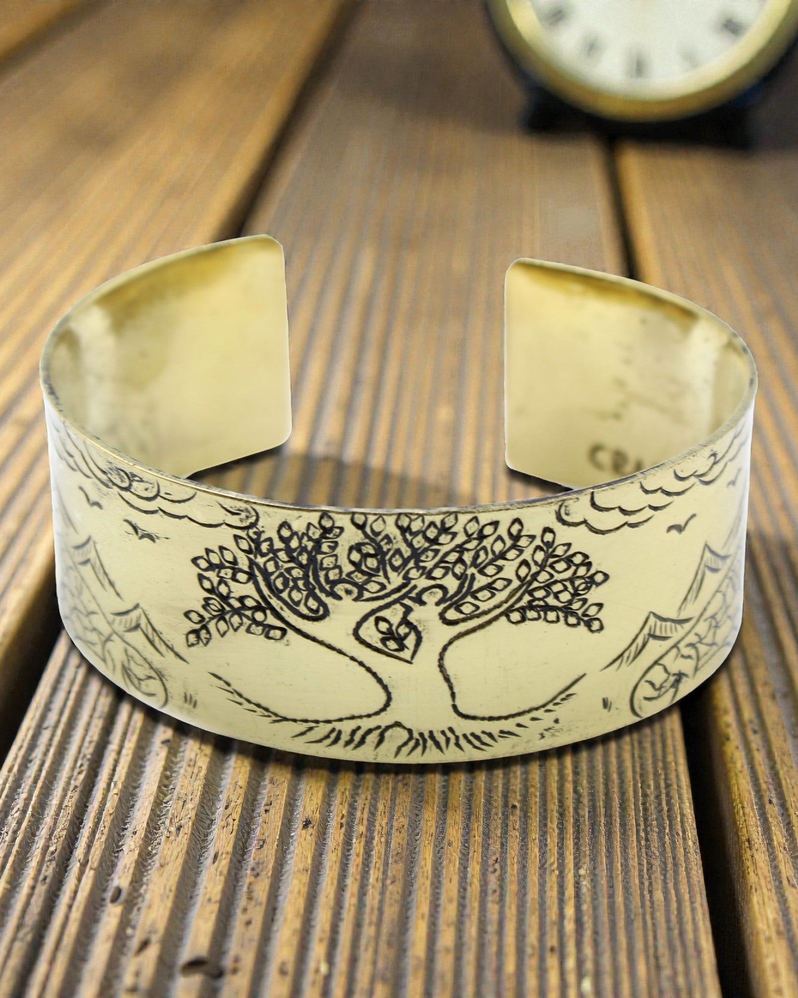 Brățară tibetană din alamă Arborele Vieții – Armonie himalayană