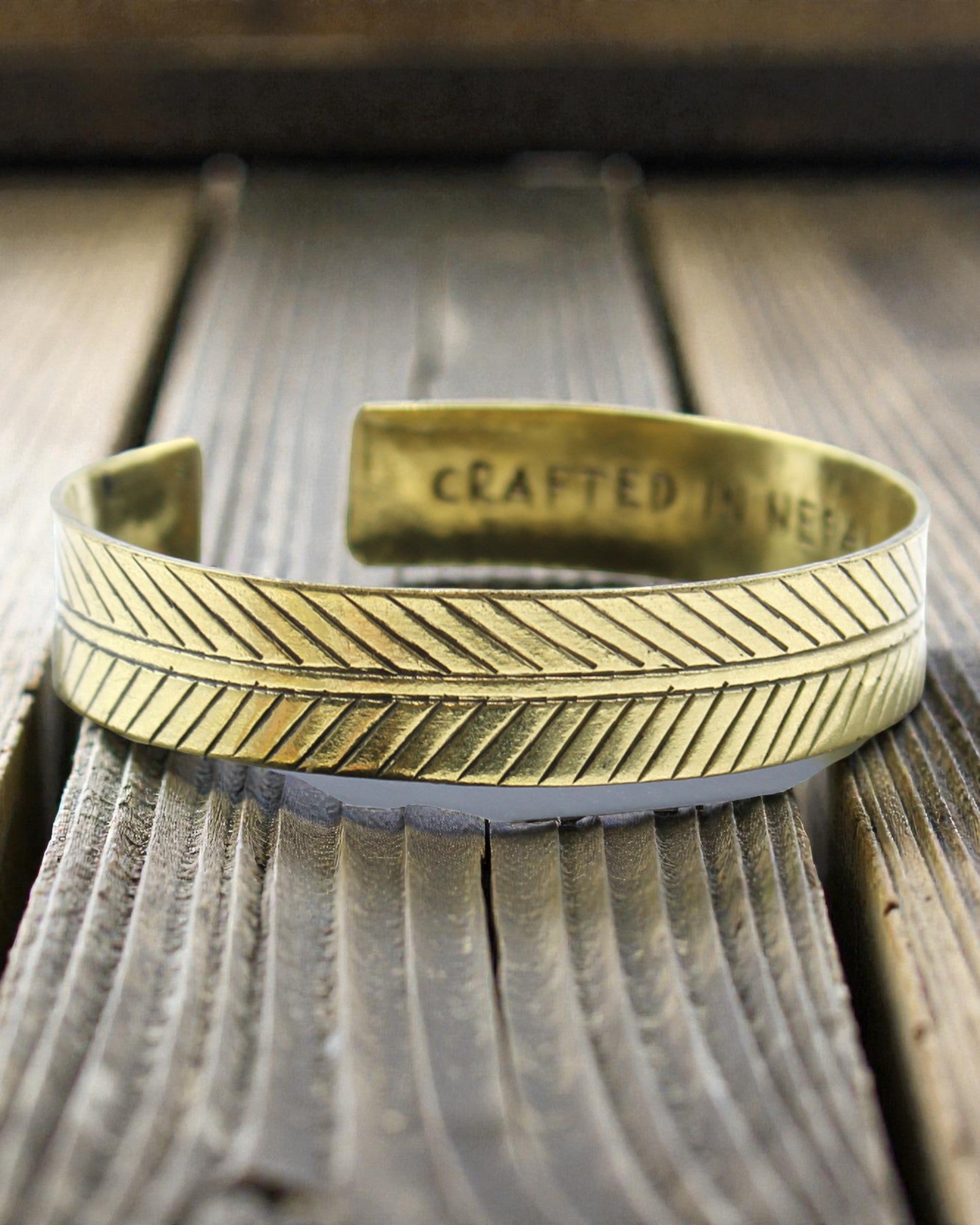 Brățară tibetană din alamă Arborele Vieții – Armonie himalayană