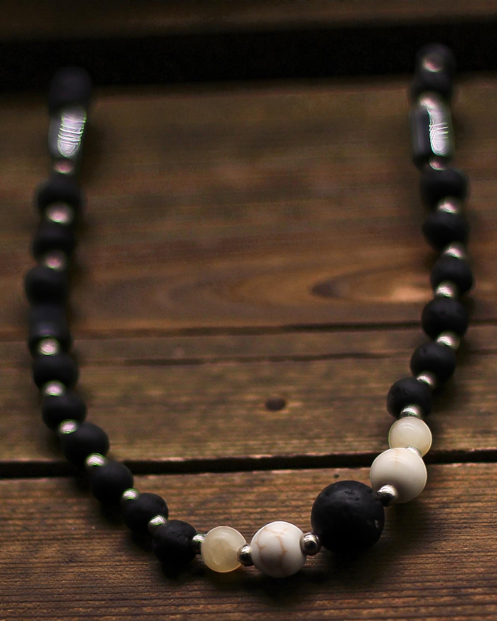 Naszyjnik Esencja Wulkanu – Połączenie Kulturowe