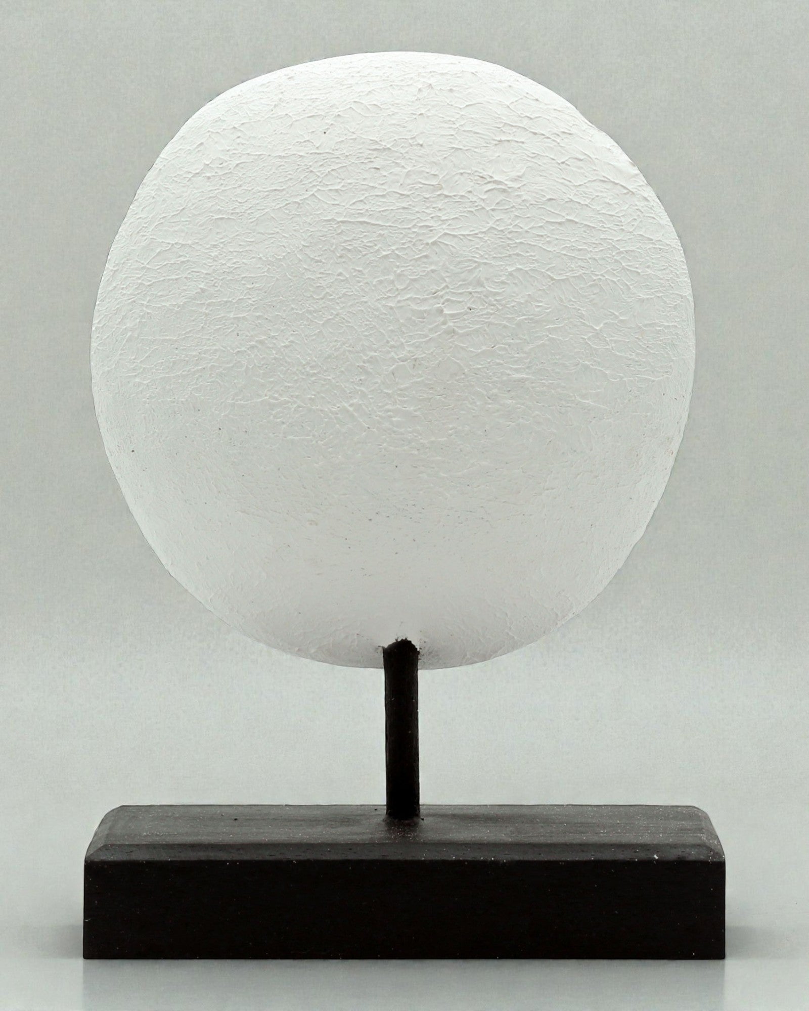 Mască timoreză Gardianul Strămoșilor 27x20 cm – Albă