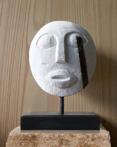 Mască timoreză Gardianul Strămoșilor 27x20 cm – Albă